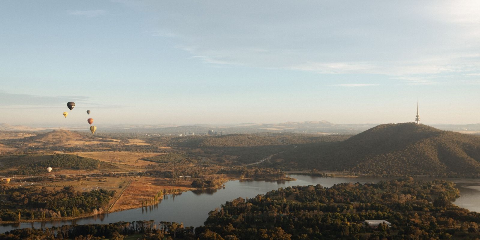 Canberra 1-Day Tour (Every Wednesday & Saturday/From Sydney/Min 6 pax departure) BRCBR